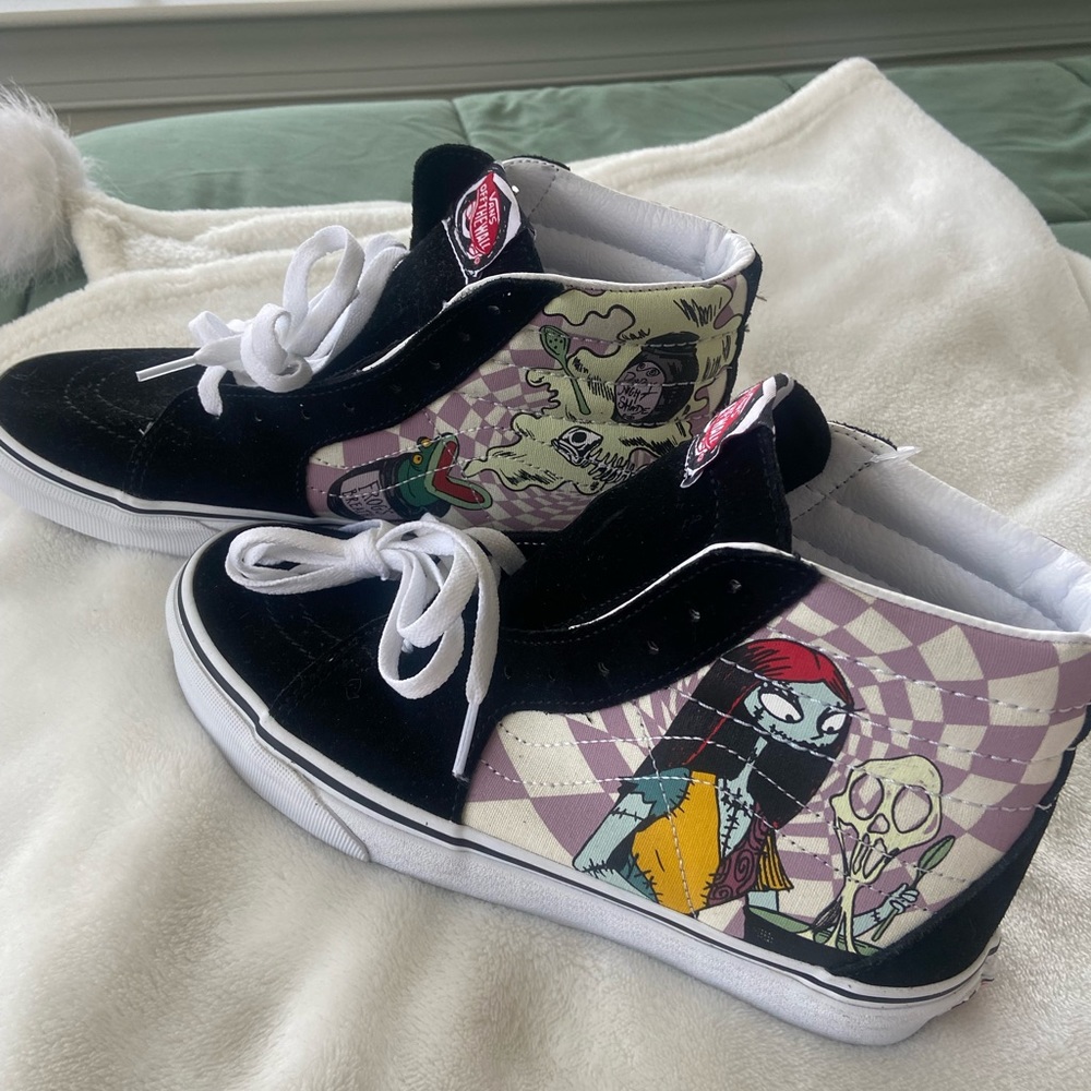 Disney x Vans Nightmare Before Christmas SK8-HI